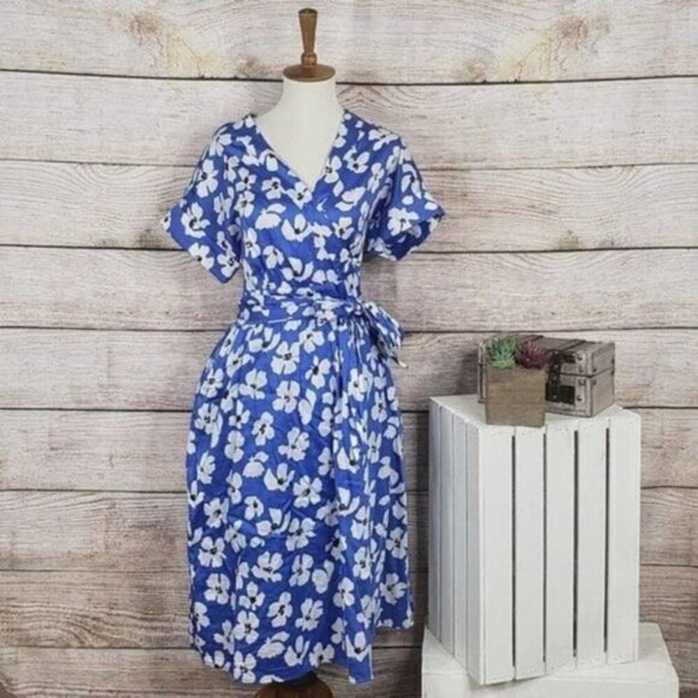 5/$25 Who What Wear Blue Floral Print V-Neck Wrap Dress XS